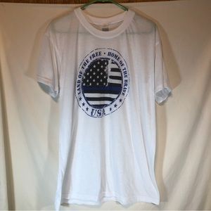 Men’s white/blue Land of the Free Home of the Brave short sleeve Tee shirt L